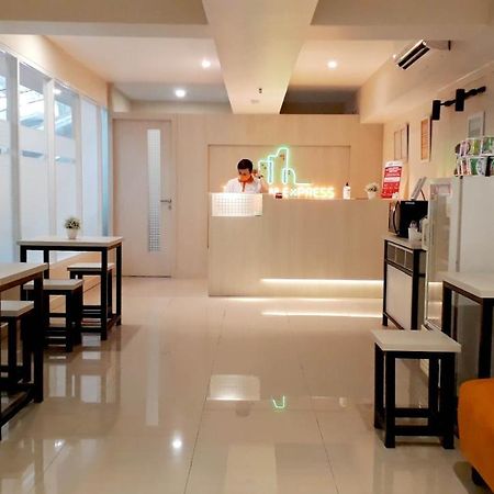Titanium Express Homtel Hotel Jakarta Exterior photo