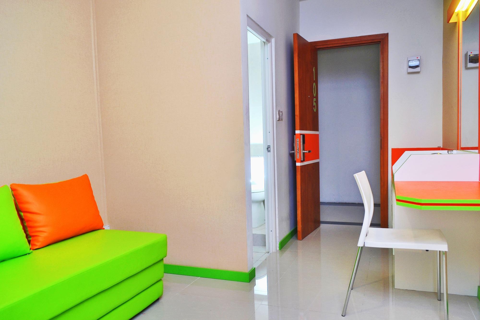 Titanium Express Homtel Hotel Jakarta Exterior photo