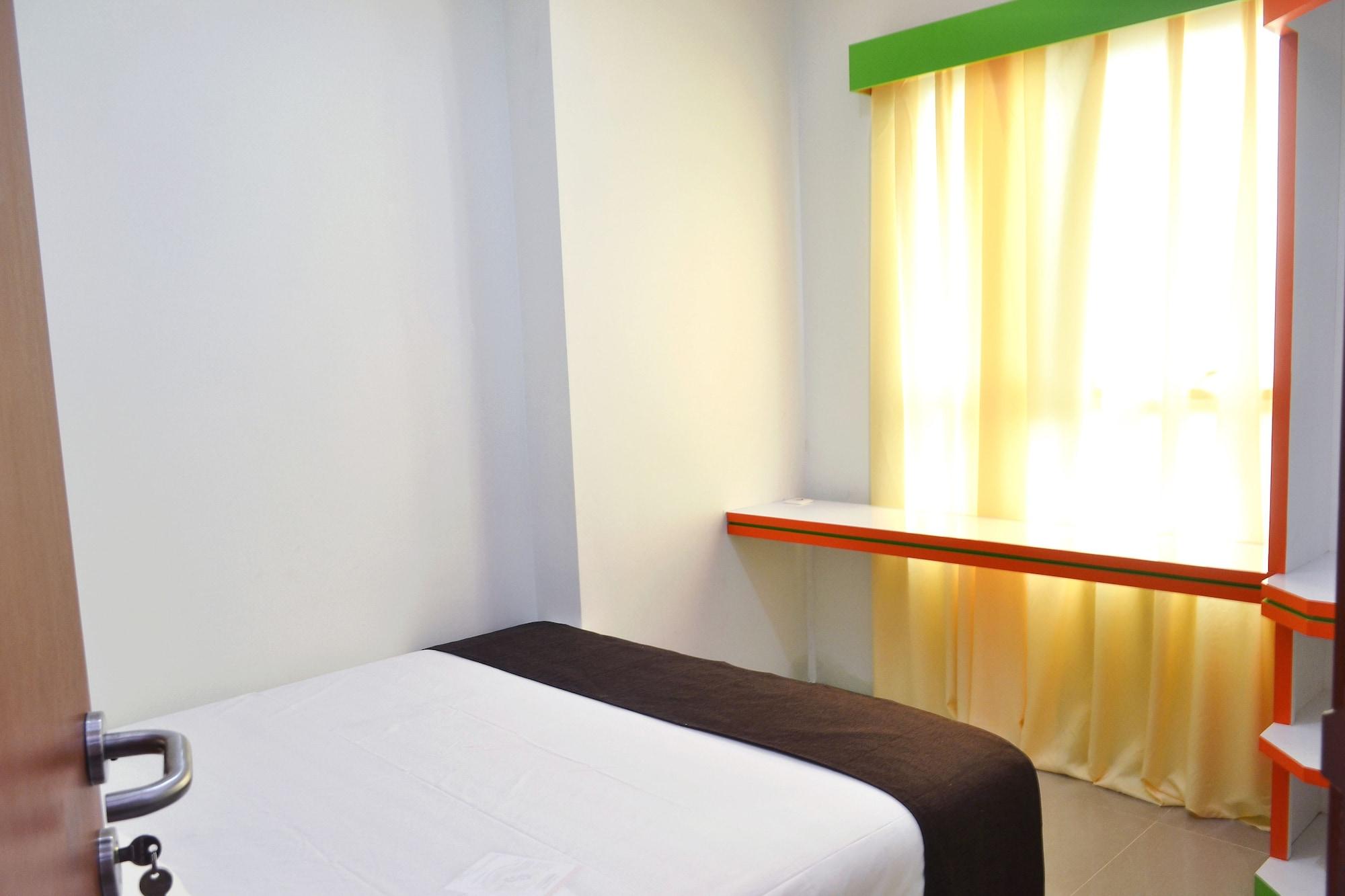 Titanium Express Homtel Hotel Jakarta Exterior photo