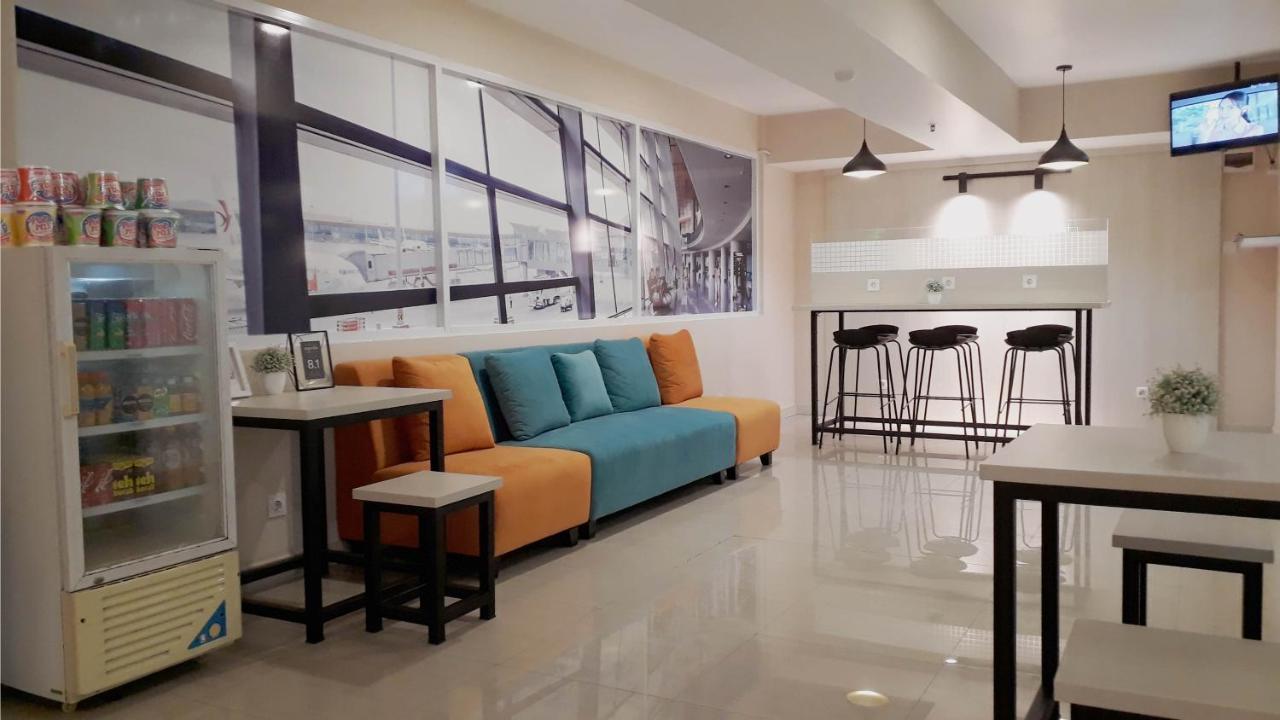 Titanium Express Homtel Hotel Jakarta Exterior photo
