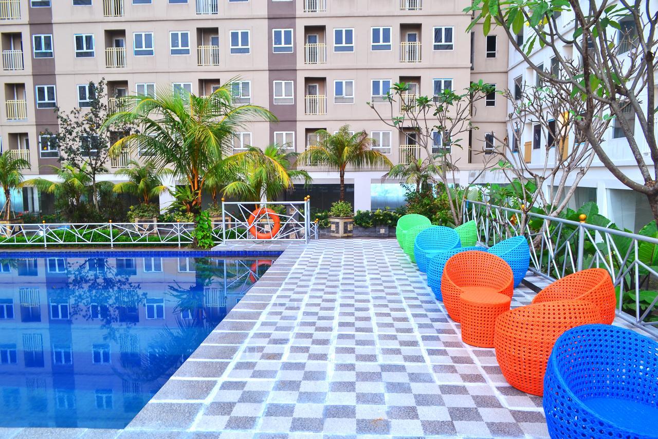 Titanium Express Homtel Hotel Jakarta Exterior photo